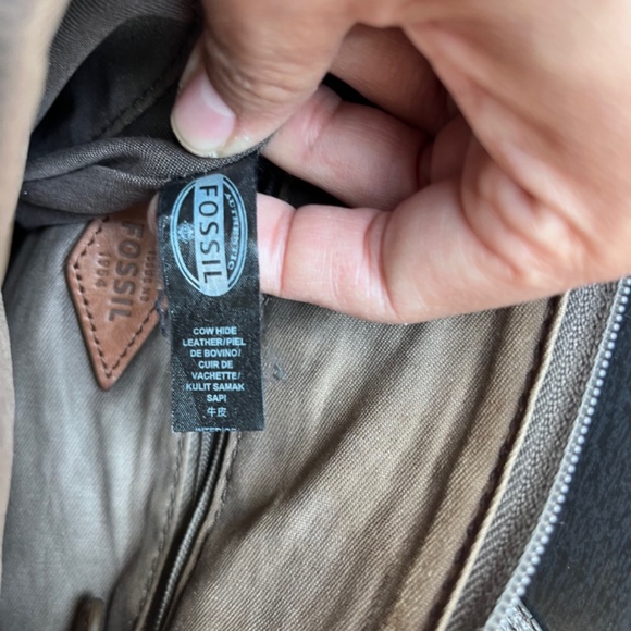 Fossil Morgan Traveler Leather Crossbody Bag - Picture 14 of 15